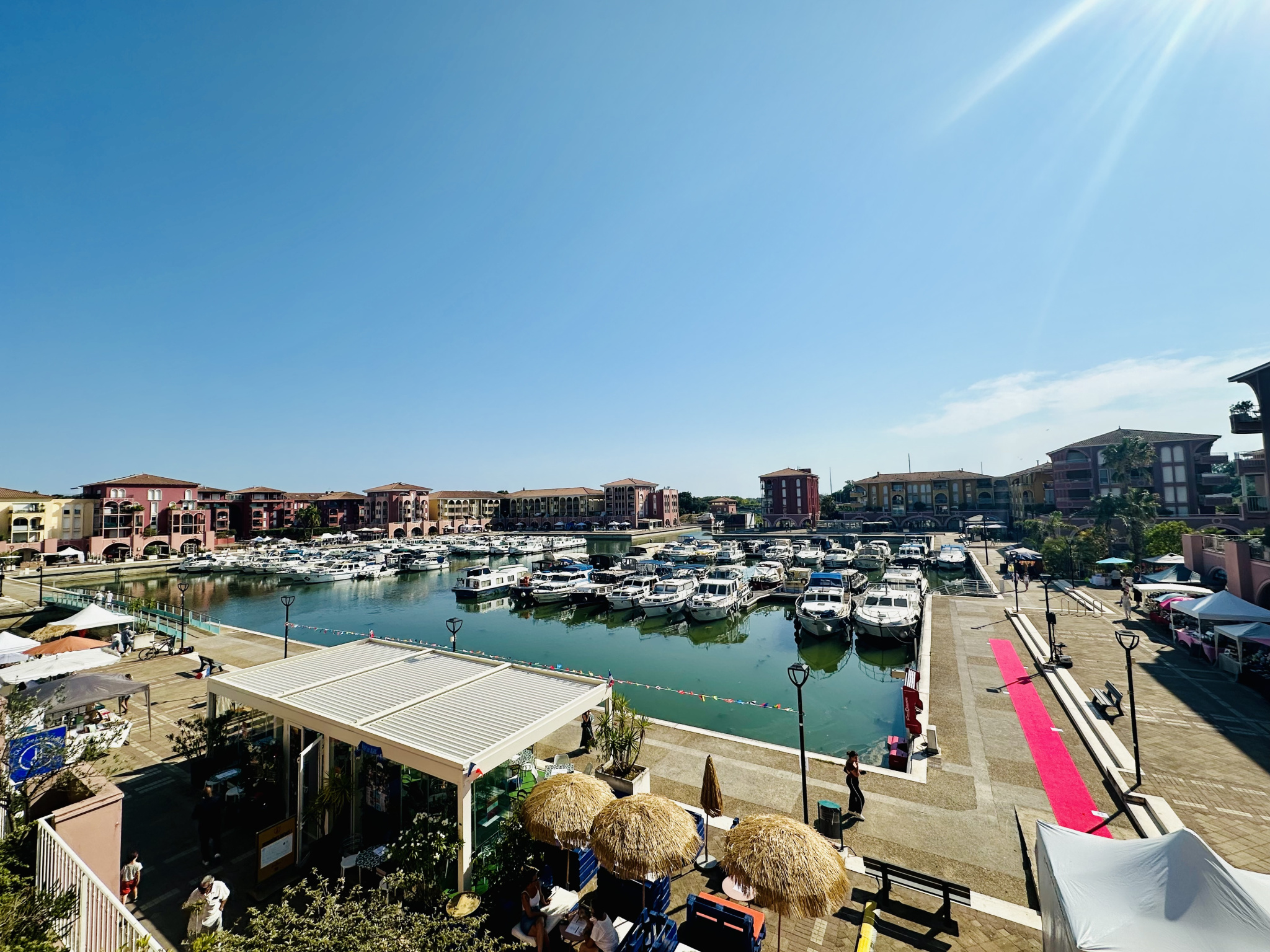 LATTES PORT ARIANE   BEAU T2 EXPO SUD DE 35M2 AVEC CLIM, TERRASSE ET PARKING A 50M FACE PORT ARIANE